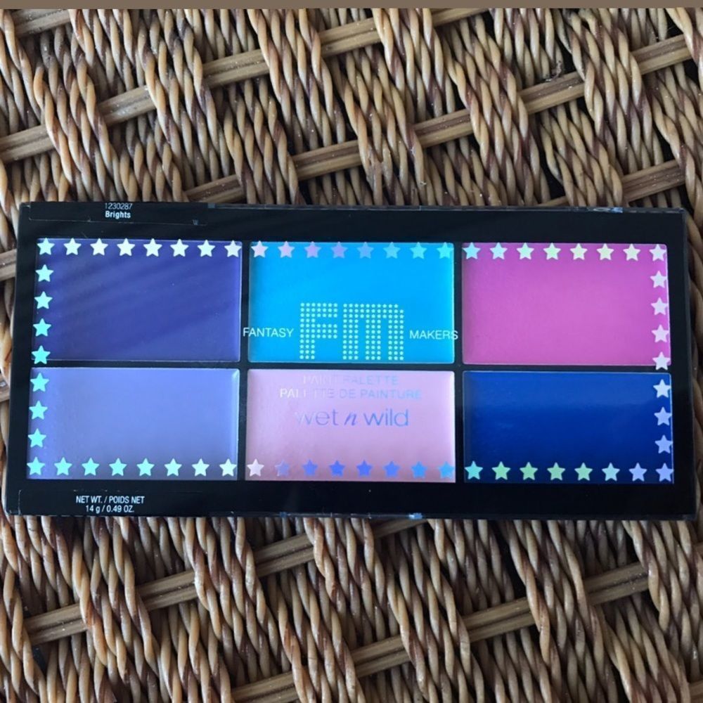 Wet & Wild Paint Palette-Halloween 2020 NEW